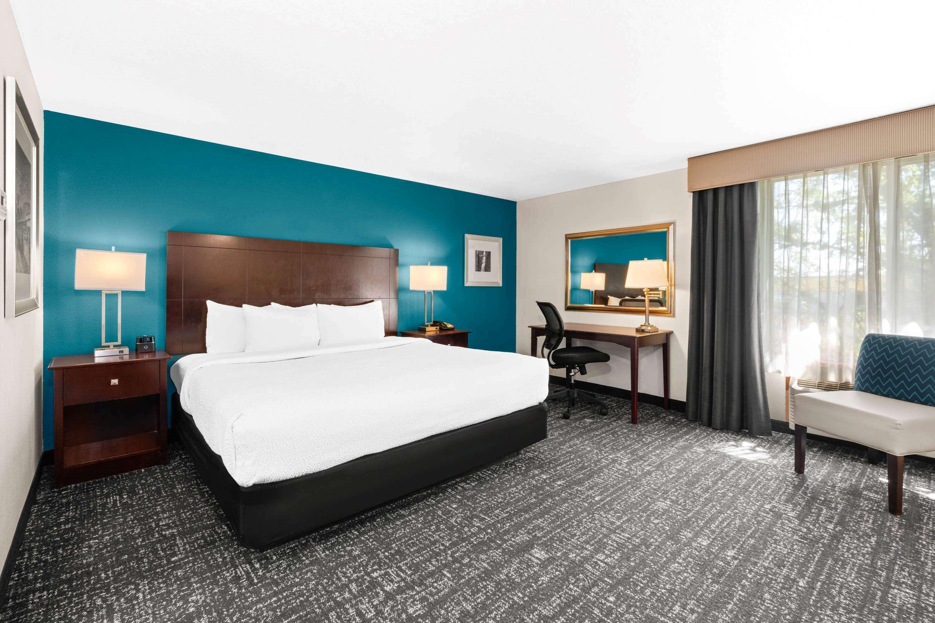 La Quinta By Wyndham Portland Nw Hotel Eksteriør billede